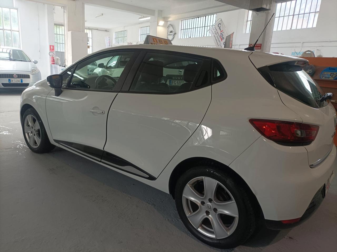 Renault Clio 1.2 16V 5 porte Live! SOLO 113000KM