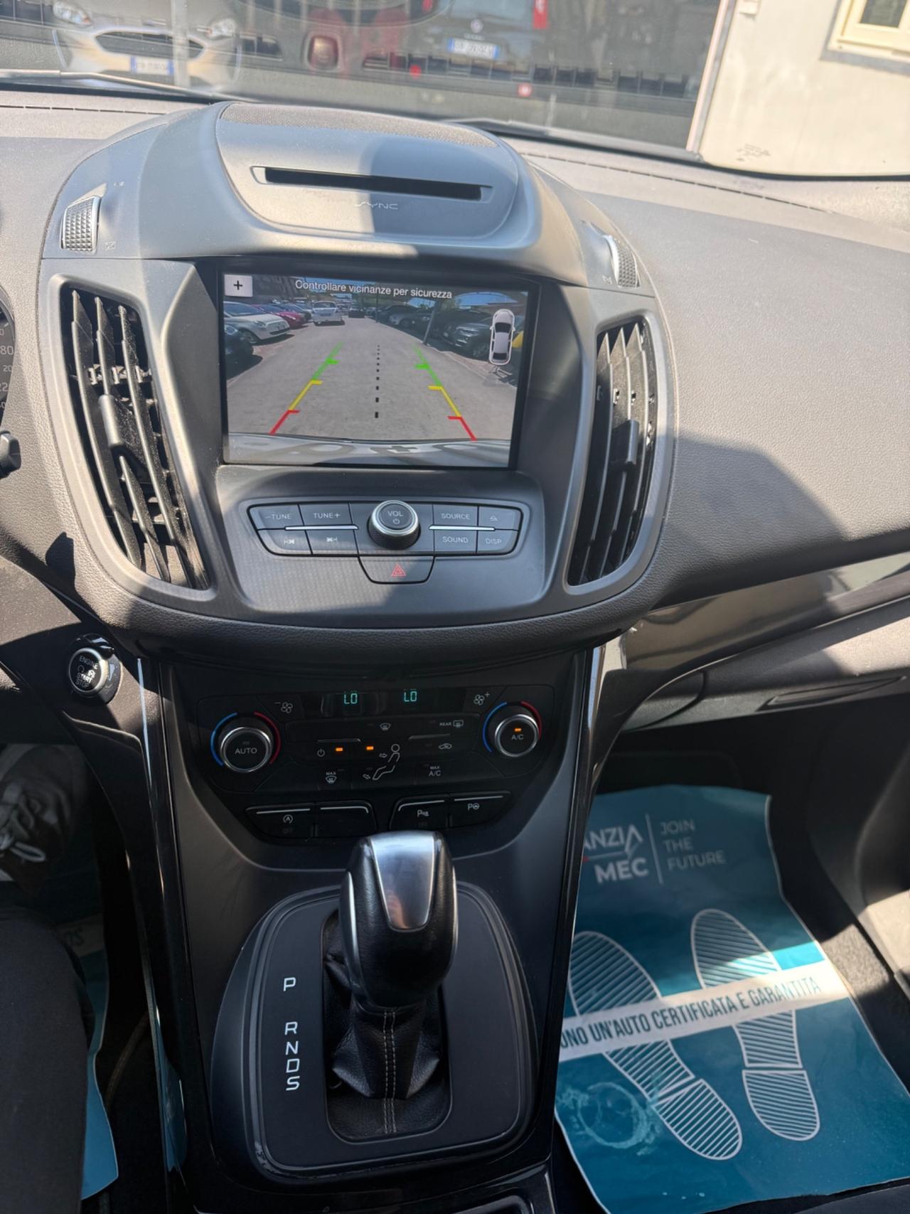 Ford Kuga 1.5 TDCI 120 CV S&S 2WD Powershift Titanium