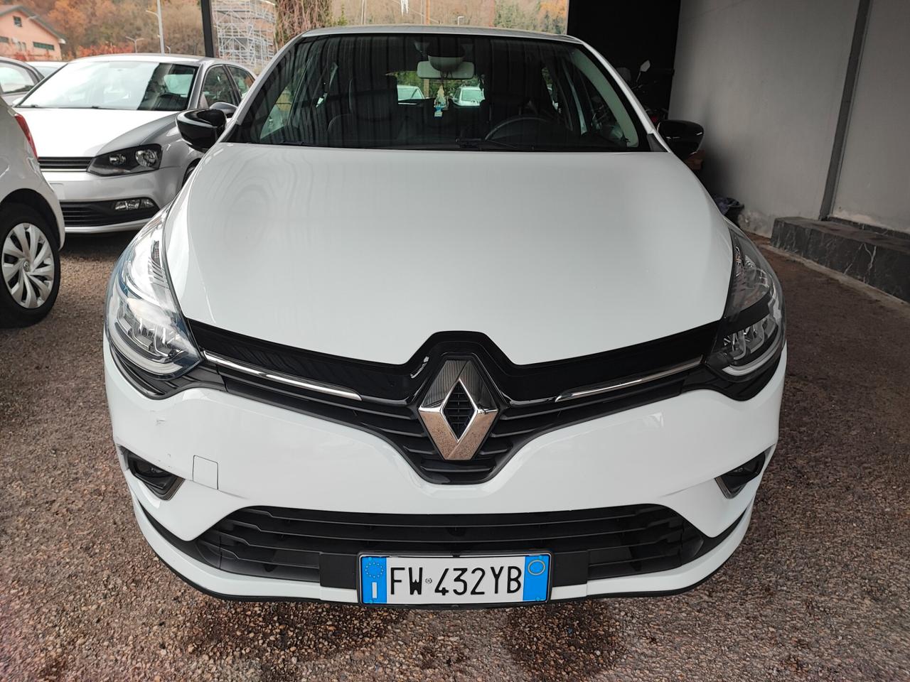 Renault Clio TCe 12V 75 CV 5 porte Moschino Intens