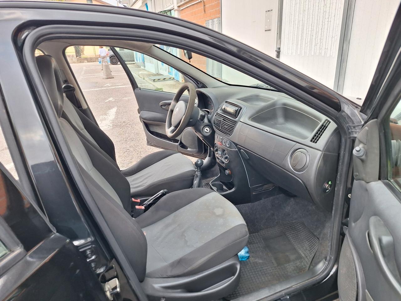 Fiat Punto Classic 1.2 5 porte Natural Power NEOPATENTATI Ottima