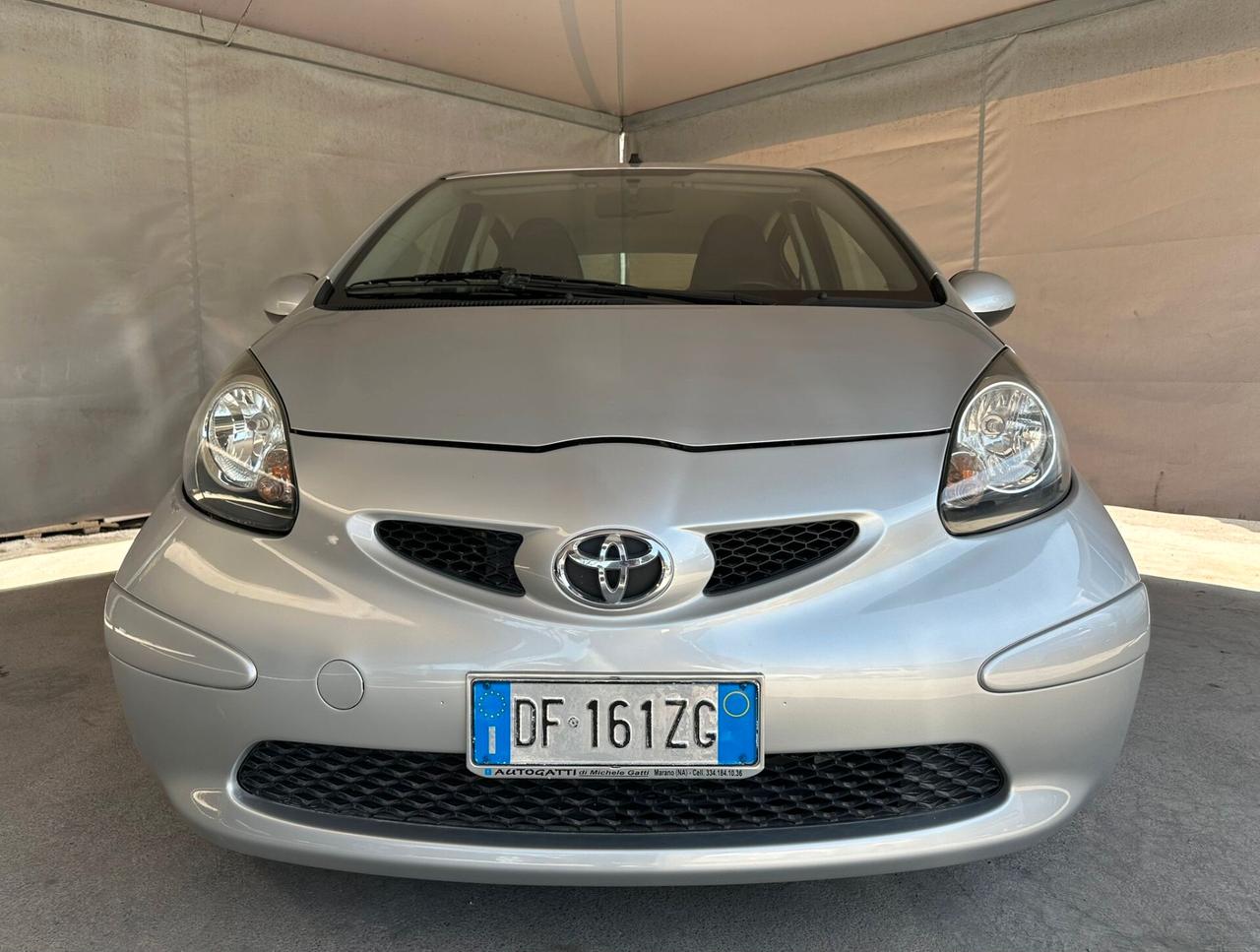 Toyota Aygo 1.0 12V VVT-i 5 porte Sol