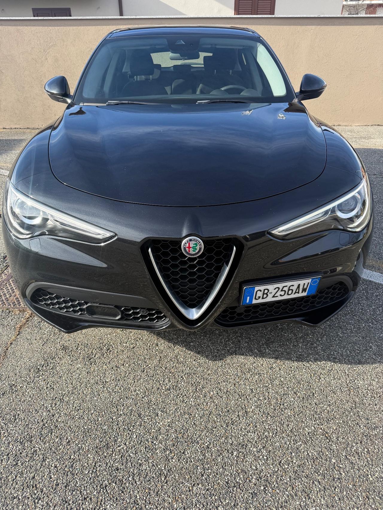 Alfa Romeo Stelvio 2.2 Turbodiesel 190 CV AT8 Q4 Business