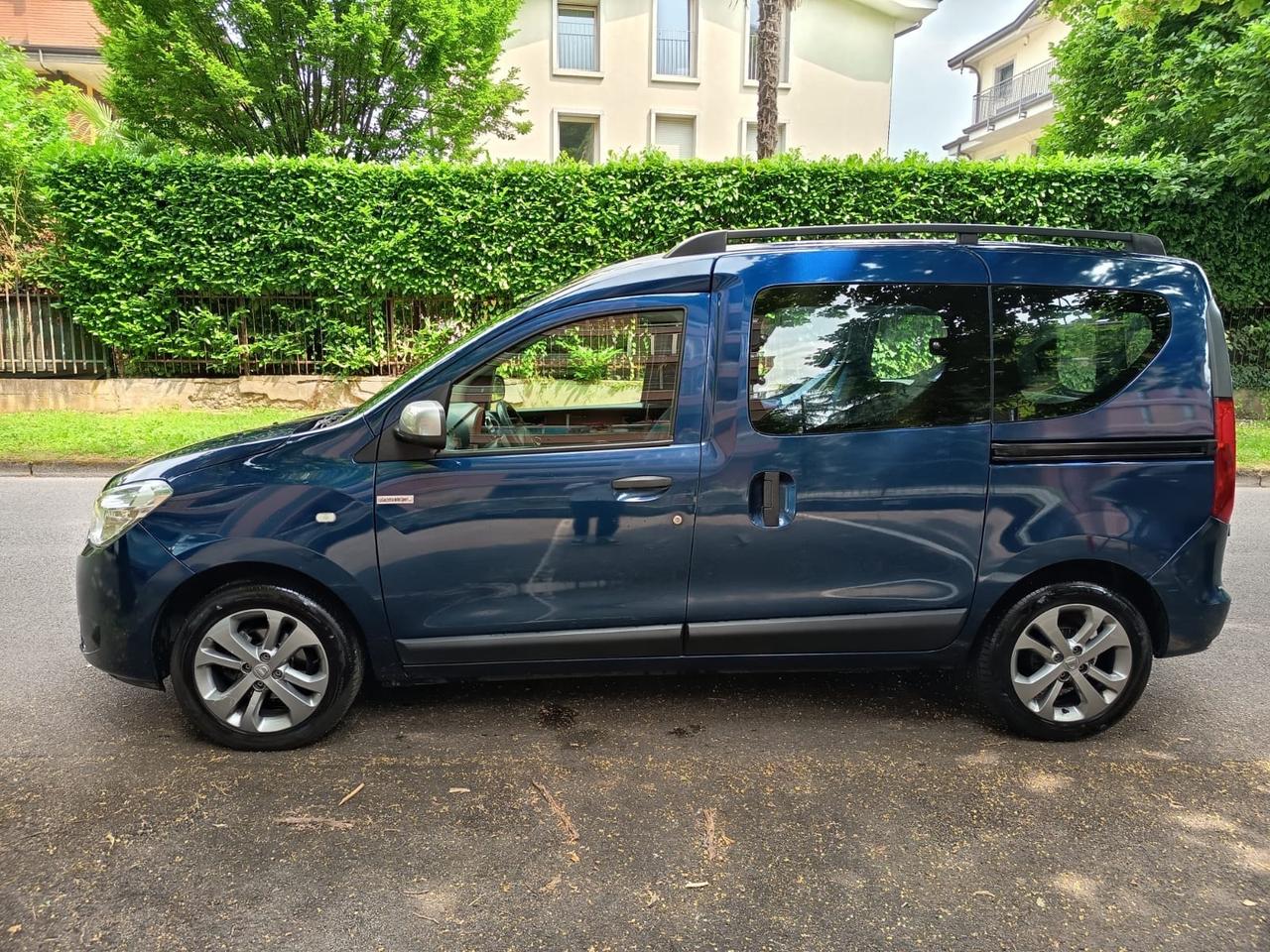 Dacia Dokker 1.5 DIESEL ANNO 2015 POSTI 5 AUTOVETTURA