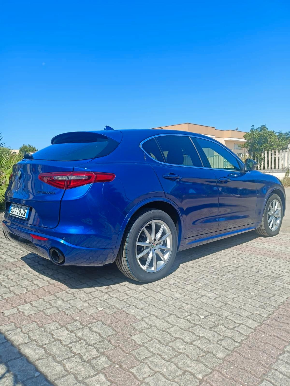 Alfa Romeo Stelvio veloce