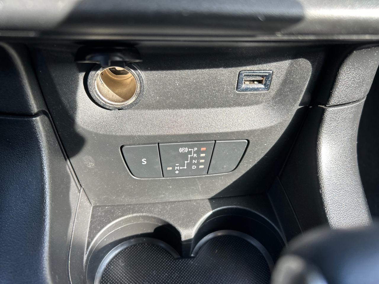 Citroen C3 1.2 puretech Shine s&s 110cv eat6 my20