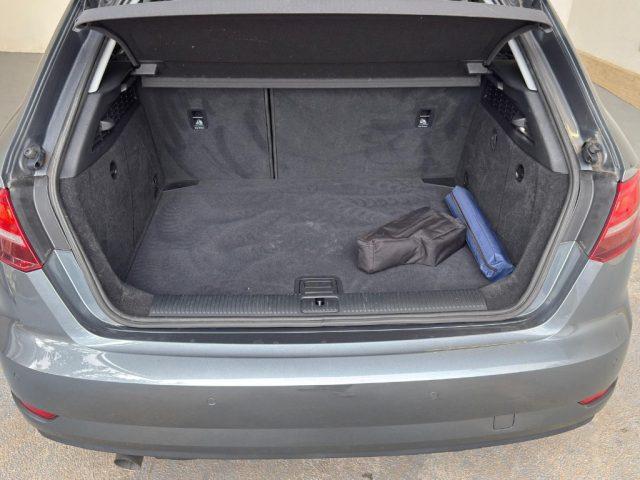 AUDI A3 1.6 TDI 116 CV Business