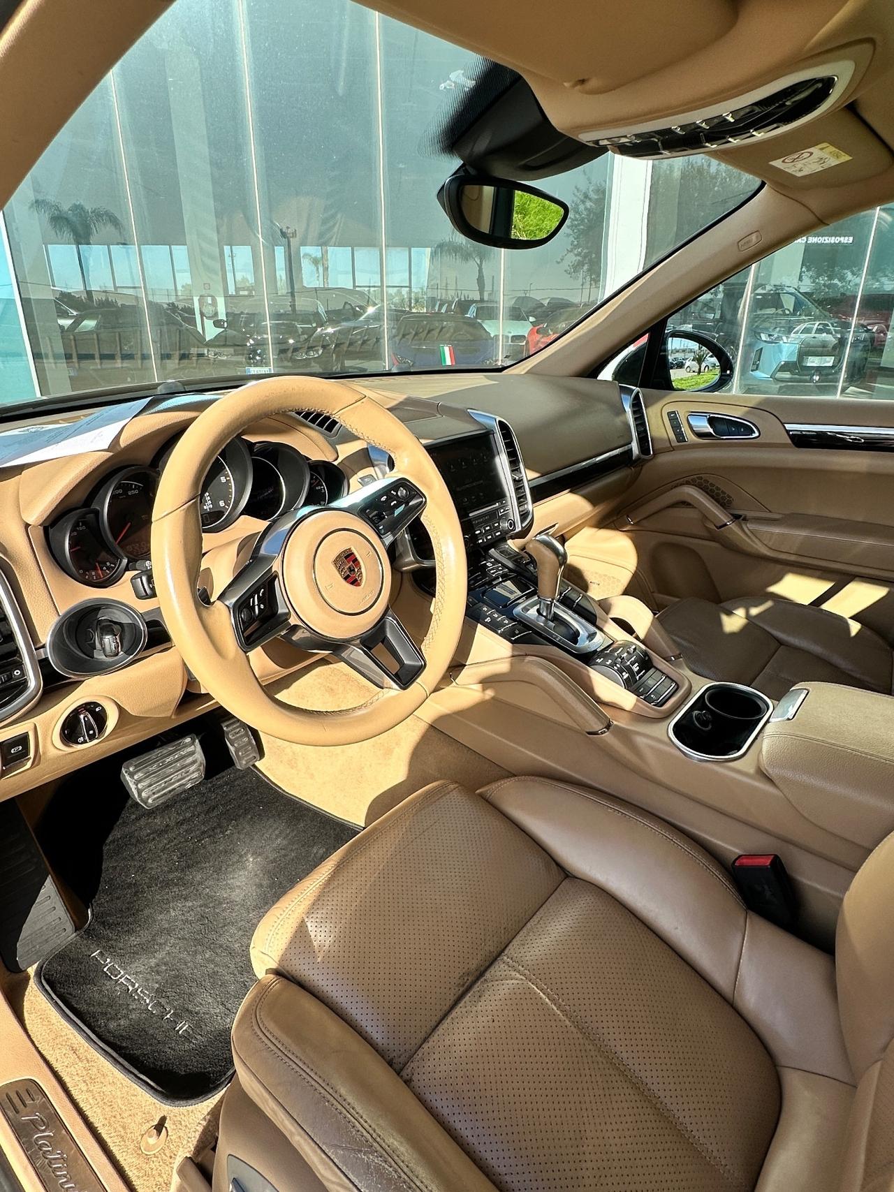 Porsche Cayenne 3.0 offerta T-Stock prezzo imperdibile