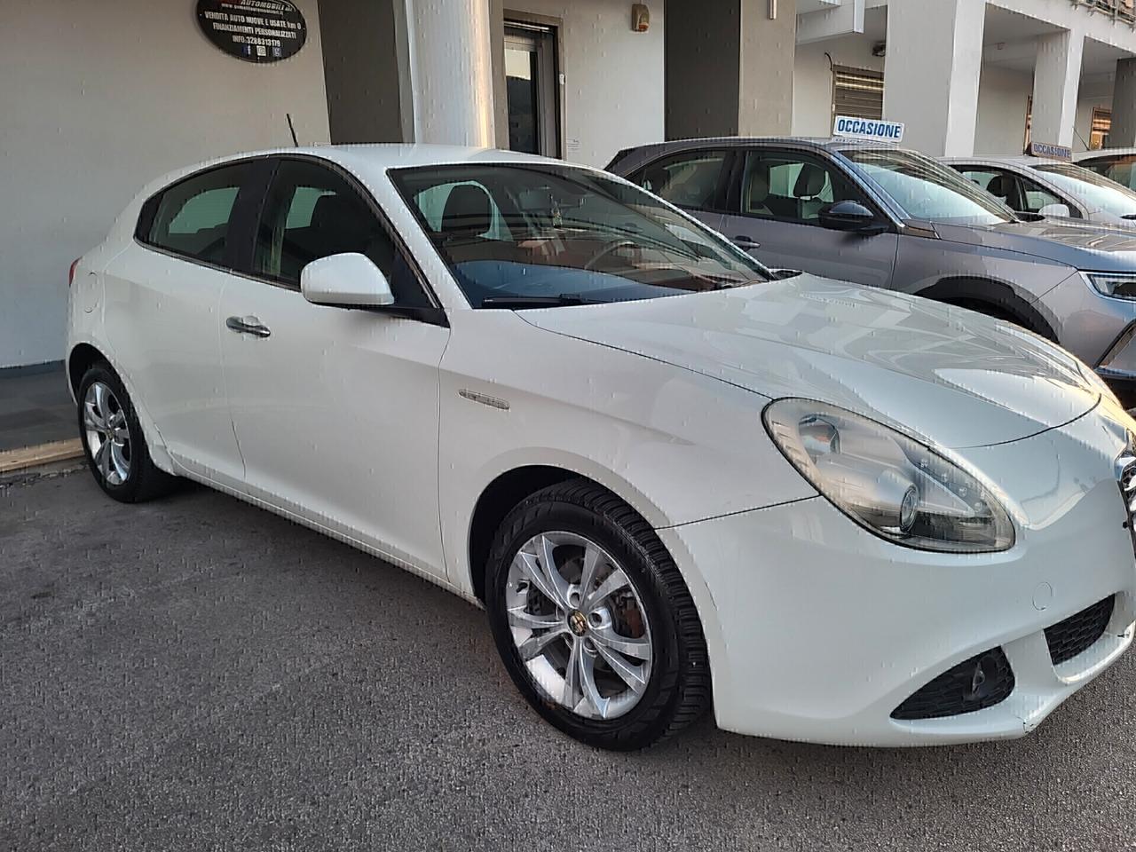 Alfa Romeo Giulietta 1.6 JTDm-2 105 CV Distinctive 05/2011