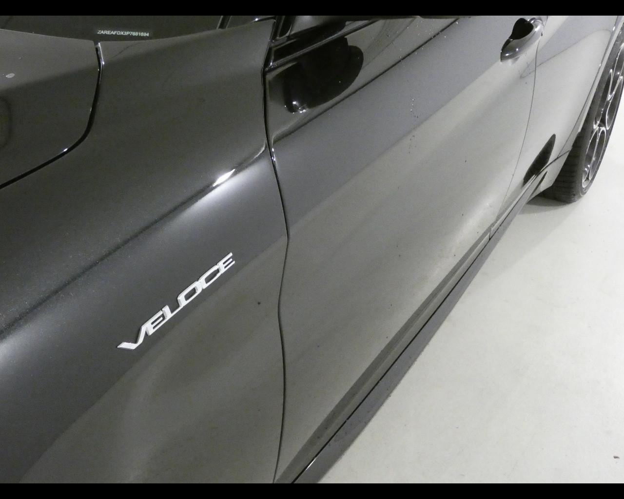 ALFA ROMEO Giulia (2016) - Giulia 2.2 Turbodiesel 210 CV AT8 AWD Q4 Veloce