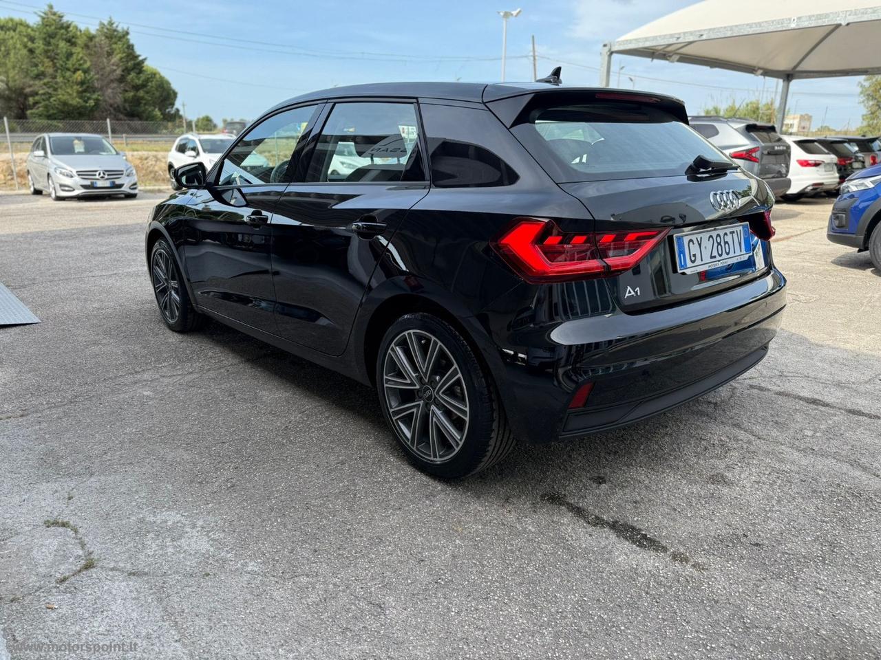 AUDI A1 SPB 30 TFSI S tronic Identity Black