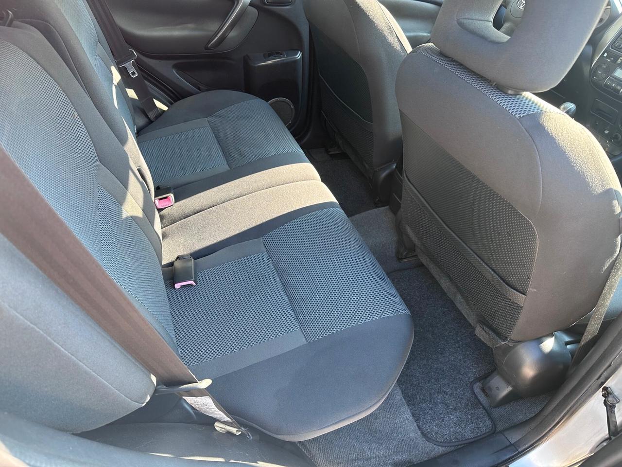 Toyota RAV 2.0 Tdi D-4D cat 5 porte Sol*CERCHI