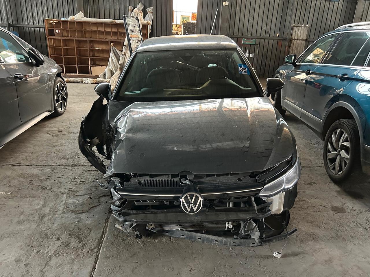 Volkswagen Golf 1.0 etsi evo Life 110cv dsg INCIDENTATA