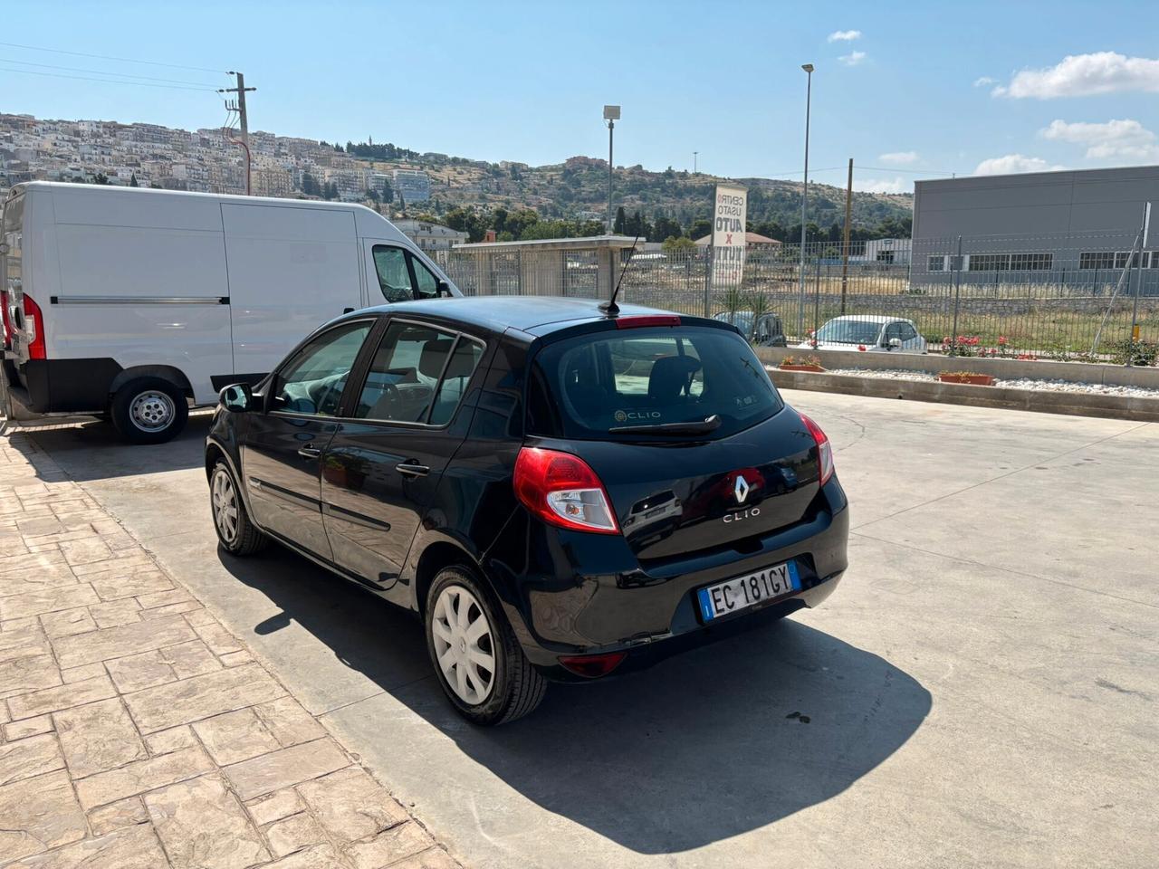 Renault Clio 1.2 16V 5 porte GPL rinnovato