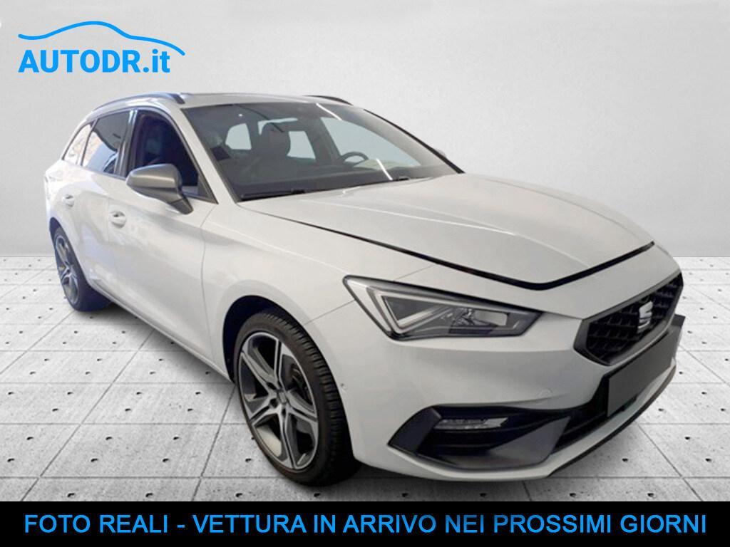 Seat Leon Sportstourer 1.5 TGI FR 130cv DSG Cerchi 18, Navi, Tetto, Retrocamera