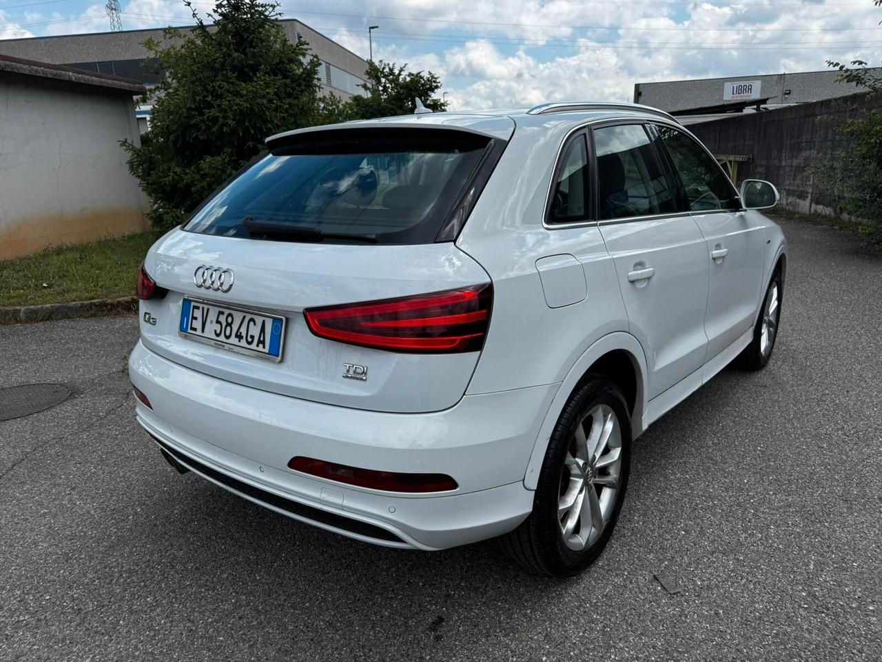 Audi Q3 2.0 TDI quattro S tronic Line Edition