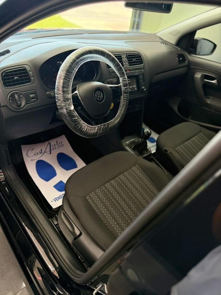 Volkswagen Polo 1.0 Benzina Trendline 2016 82000 km