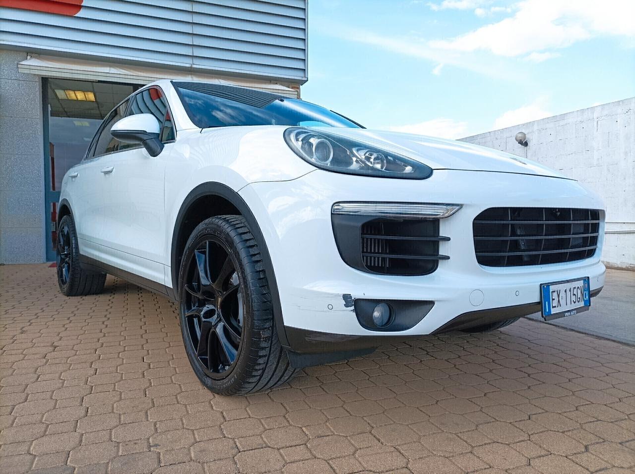 Porsche Cayenne 3.0 Diesel RESTYLING 250CV