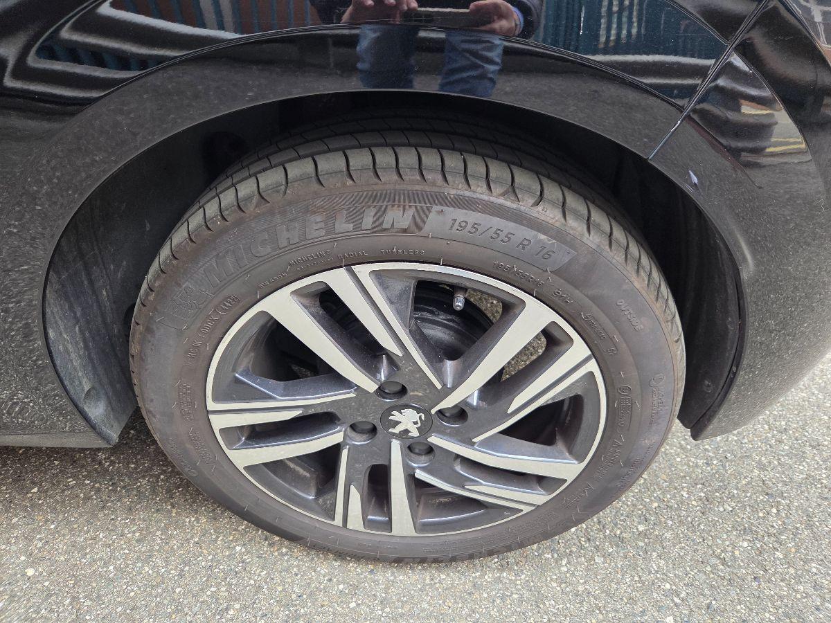 PEUGEOT - 208 - PureTech 75 S&S 5p. Active