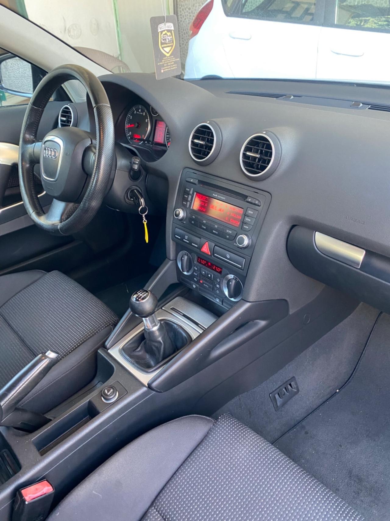 Audi A3 1.6 Benzina Anni 2007 TAGLIANDATA