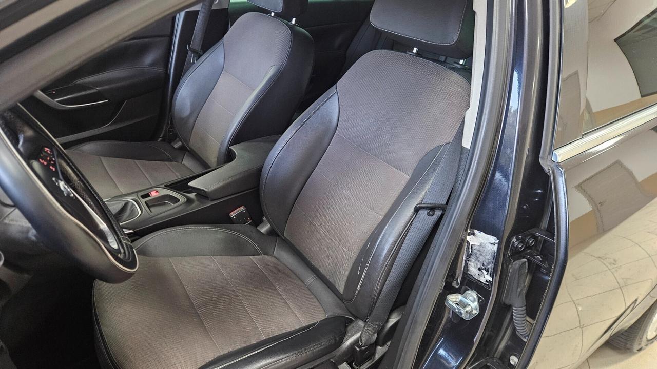 Opel Insignia 2.0 CDTI 160CV Sports Tourer Cosmo