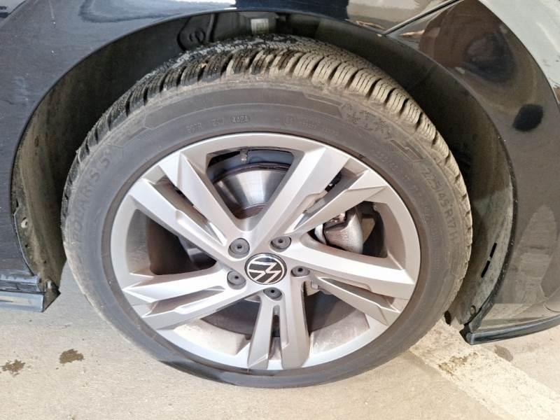 Volkswagen Golf 1.5 eTSI EVO ACT R-Line DSG