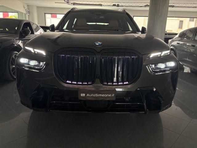 BMW X7 xDrive40d 48V Msport Pro TETTO APR/PAN