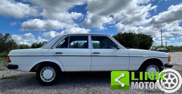 MERCEDES-BENZ 200 200