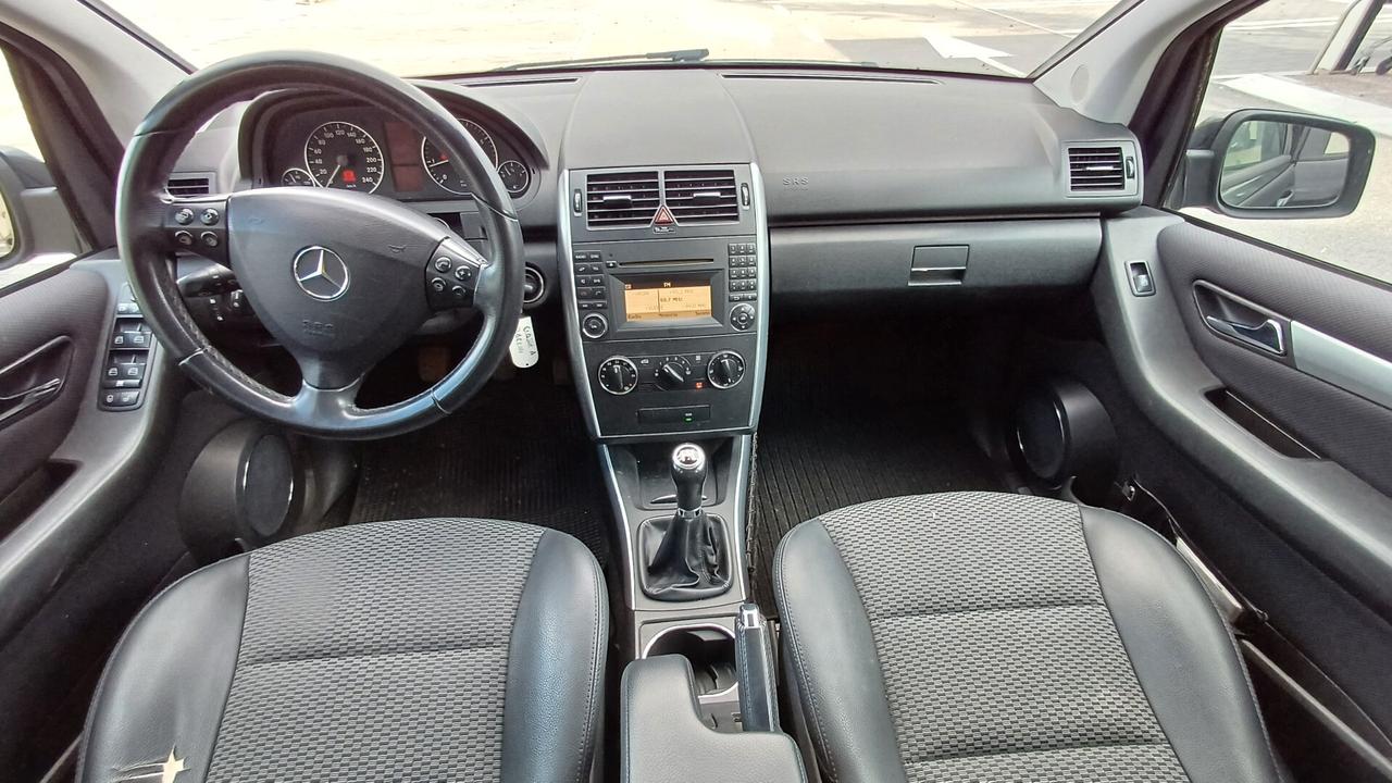 Mercedes-benz A 180 A 180 BlueEFFICIENCY