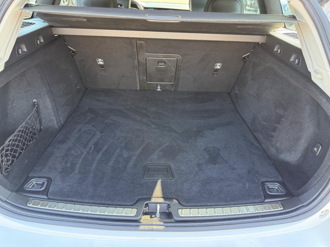 Volvo V60 B4 2.0 197 CV Geartronic Momentum Business Pro