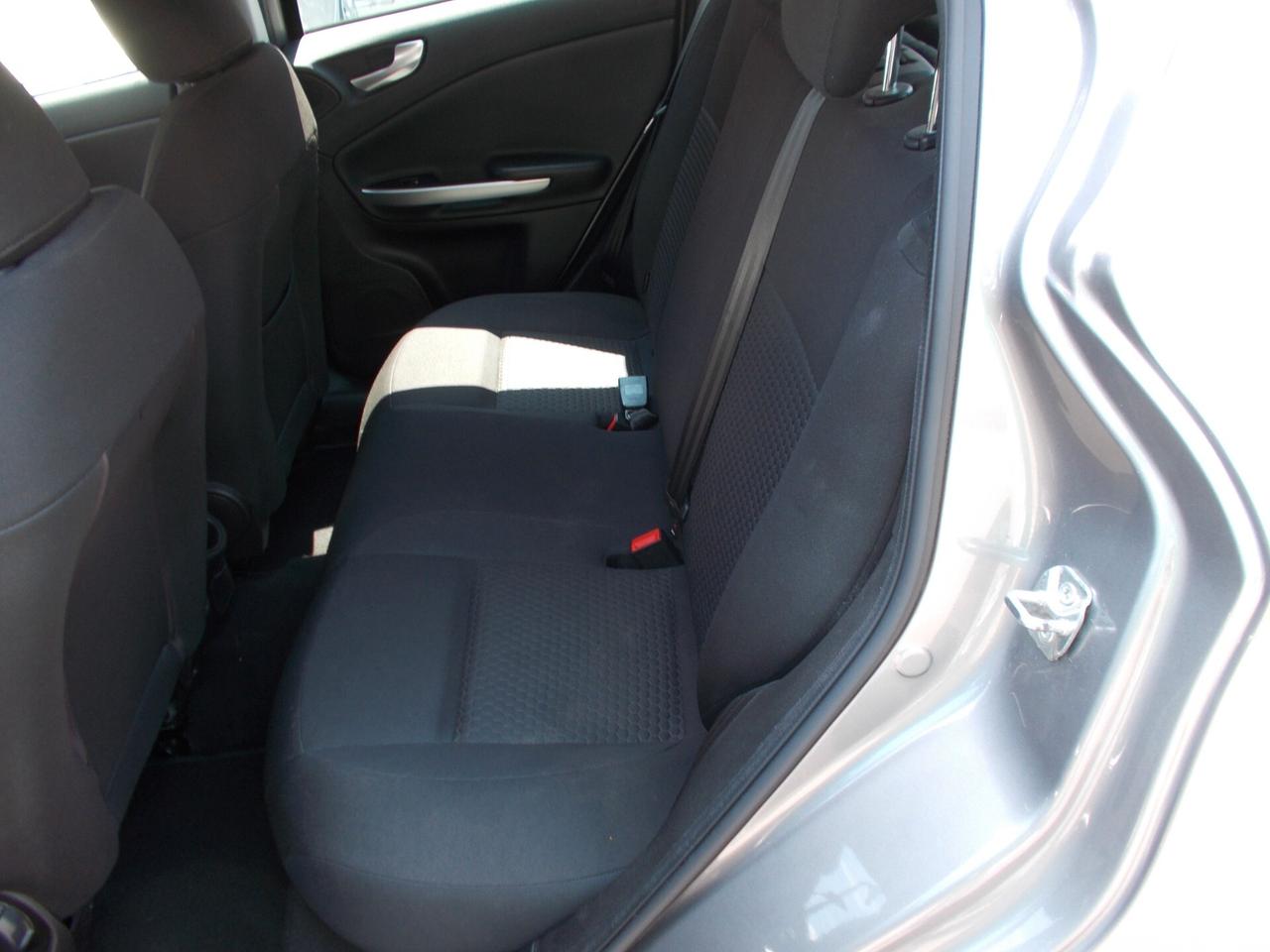 Alfa Romeo Giulietta 1.6 JTDm-2 105 CV Distinctive