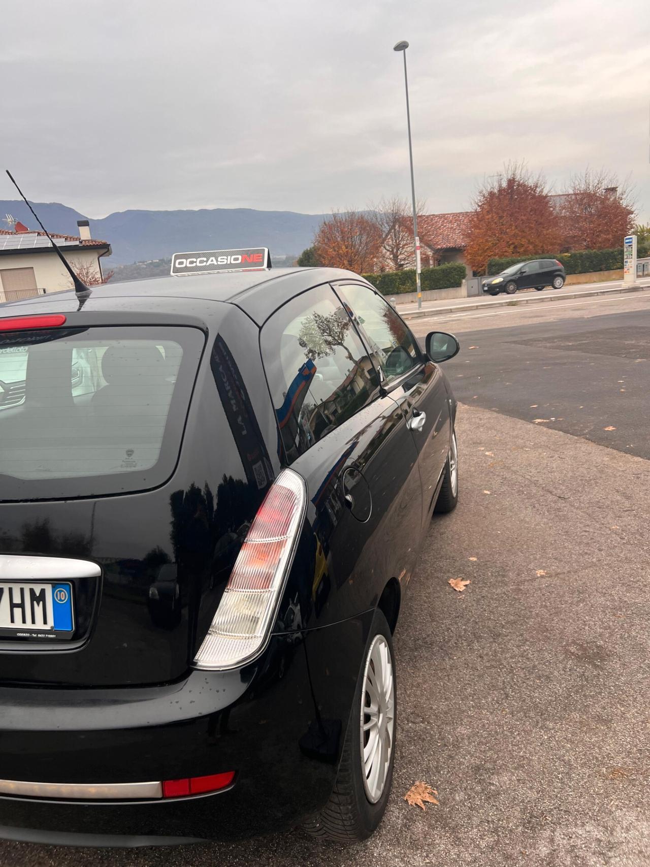 Lancia Ypsilon 1.2 Versus