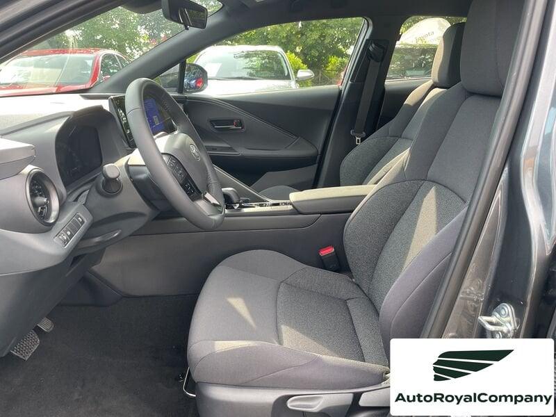 Toyota C-HR 1.8 HV Active km 0 + business pack