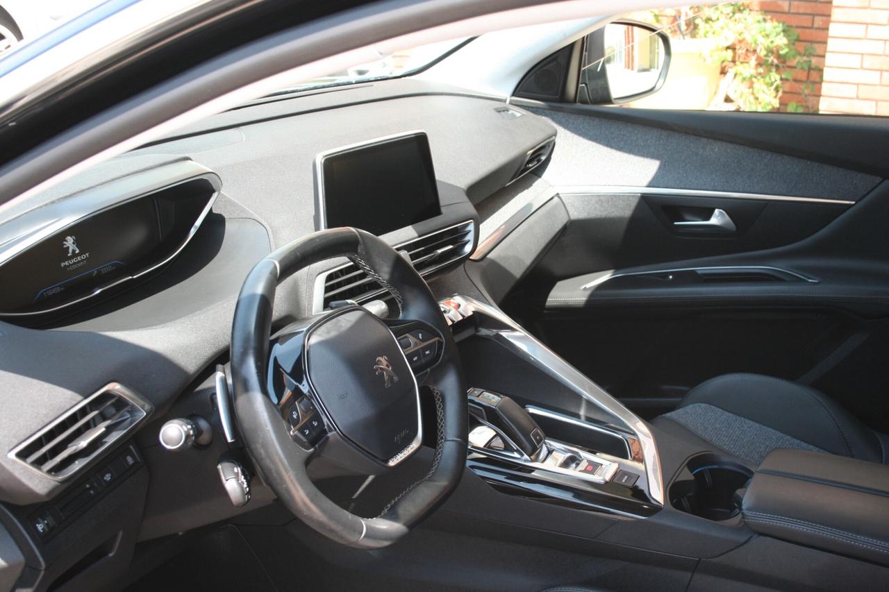 Peugeot 3008 BlueHDi 130 S&S EAT8 Allure