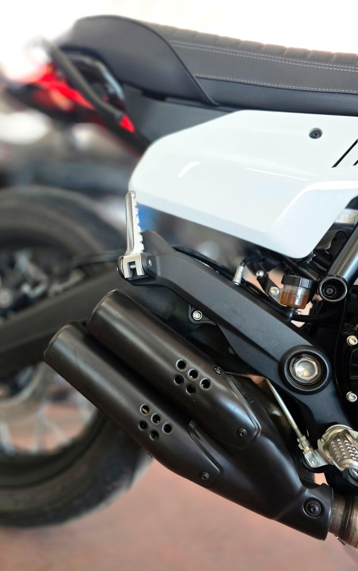 Ducati Scrambler URBAN MOTARD Nuova!