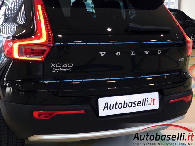 VOLVO XC40 B3 2.000 MHEV 163CV CORE AUTOMATICA NAVIGATORE