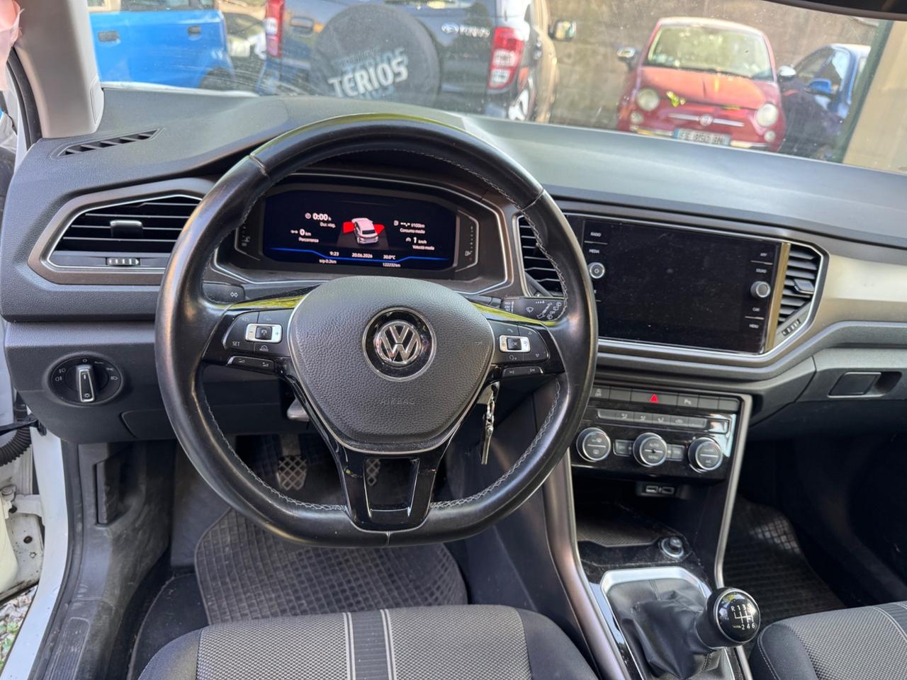 Volkswagen T-Roc 1.0 benzina sinistrata
