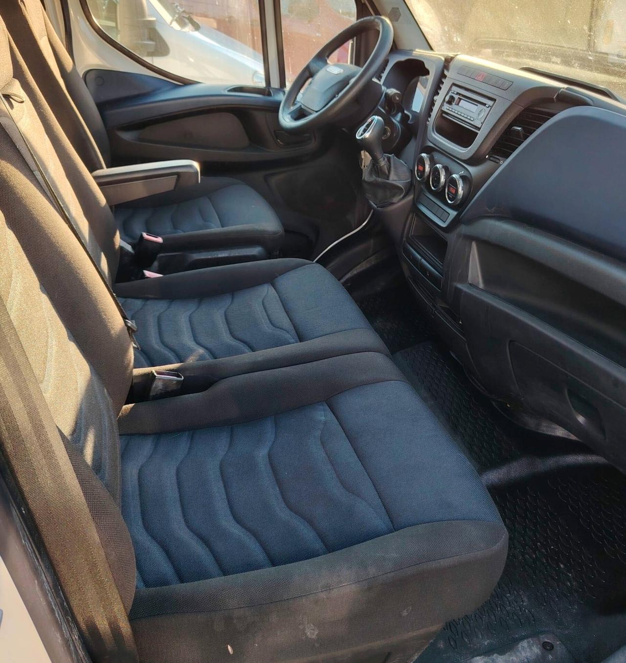 Iveco Daily 35 S14 2.3 Anno 2017