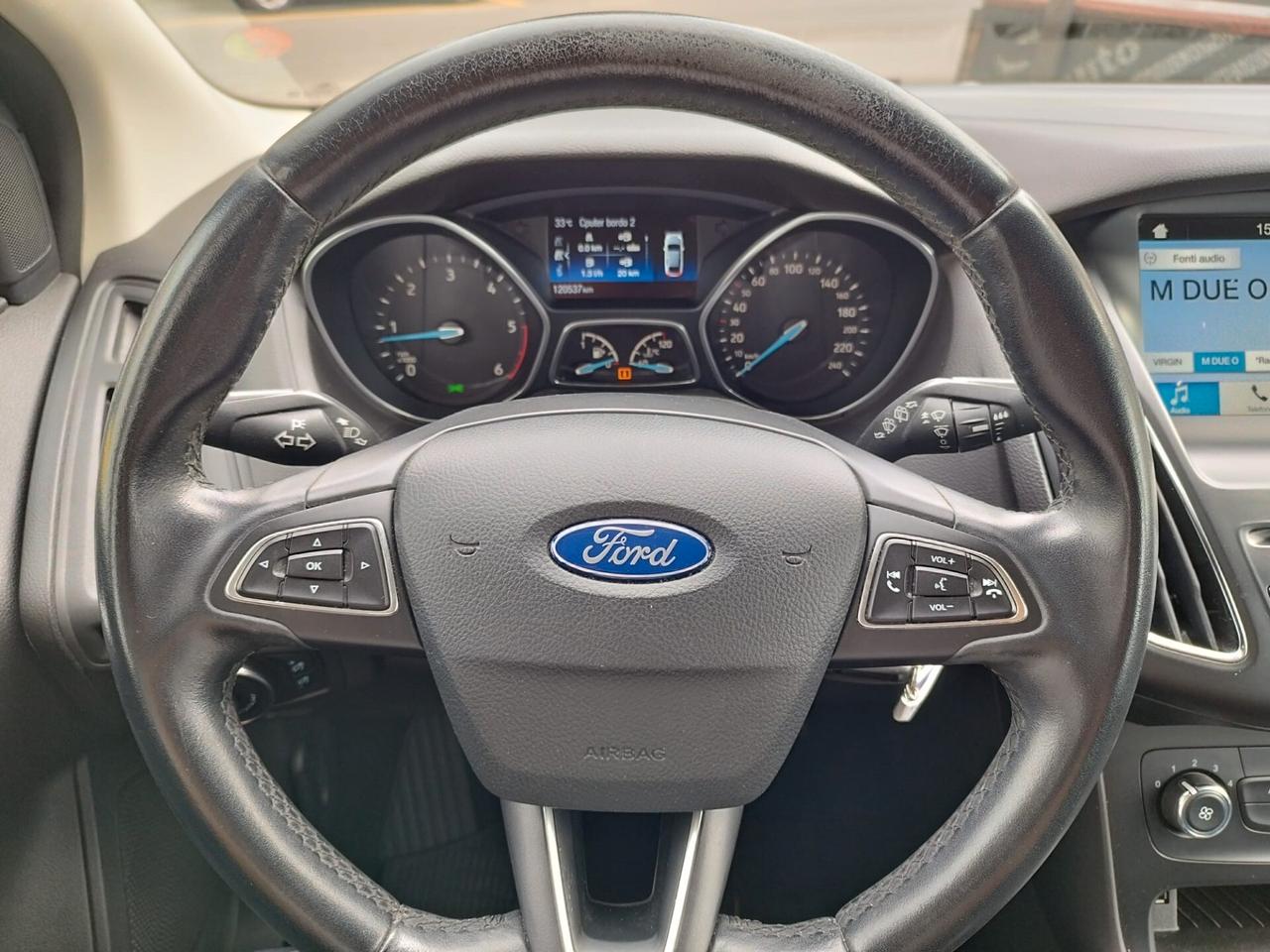 Ford Focus 1.5 TDCi 120 CV Business - PROMO