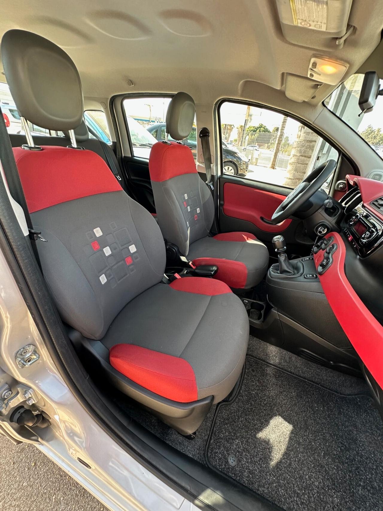 FIAT PANDA 1.2 BENZINA 2012 FULL OPTIONAL