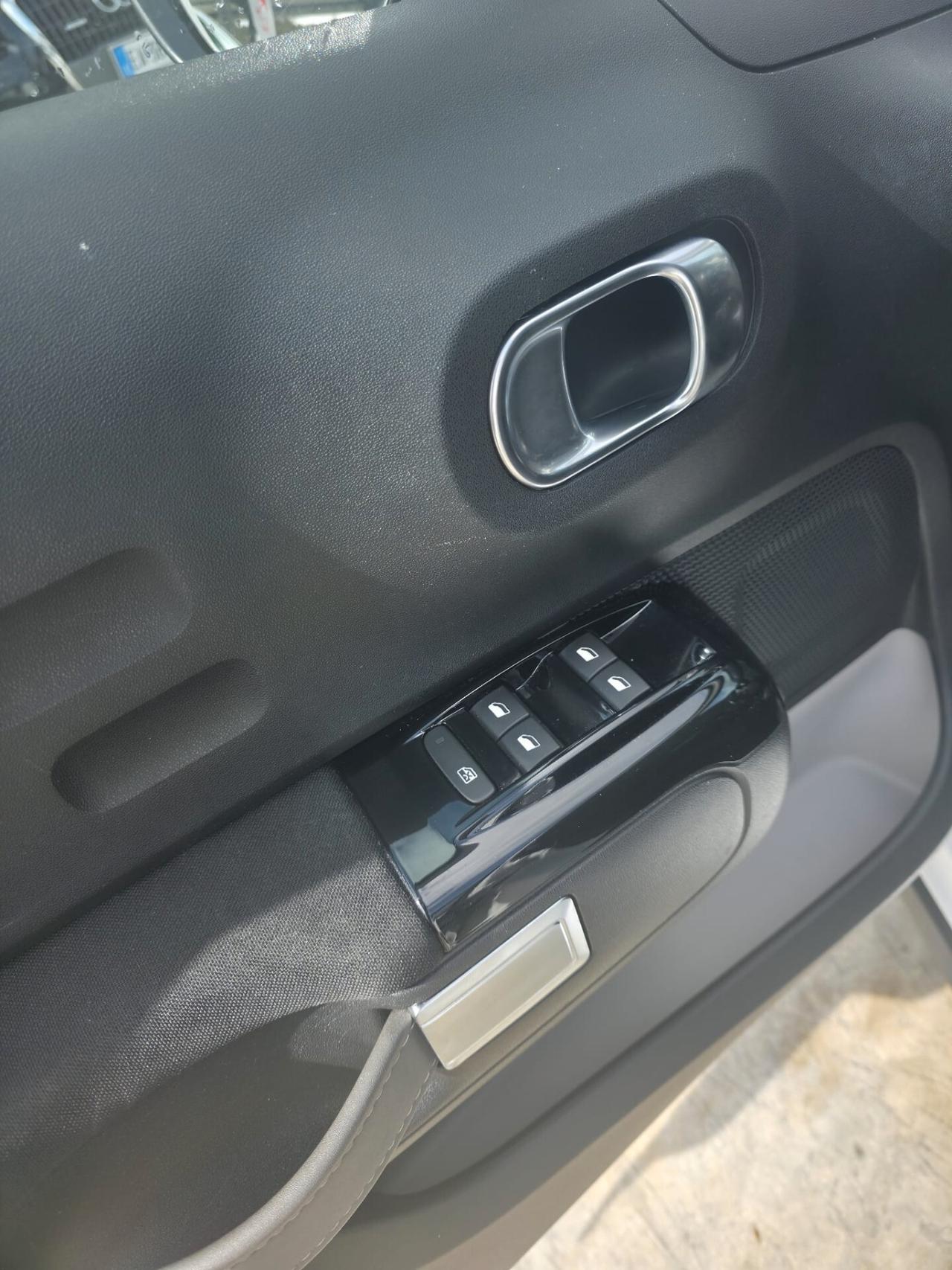 Citroen C3 PureTech 82 Shine