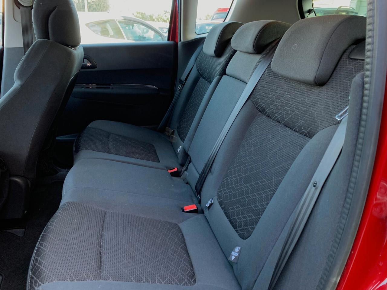 Peugeot 3008 1.6 HDi 115CV Allure