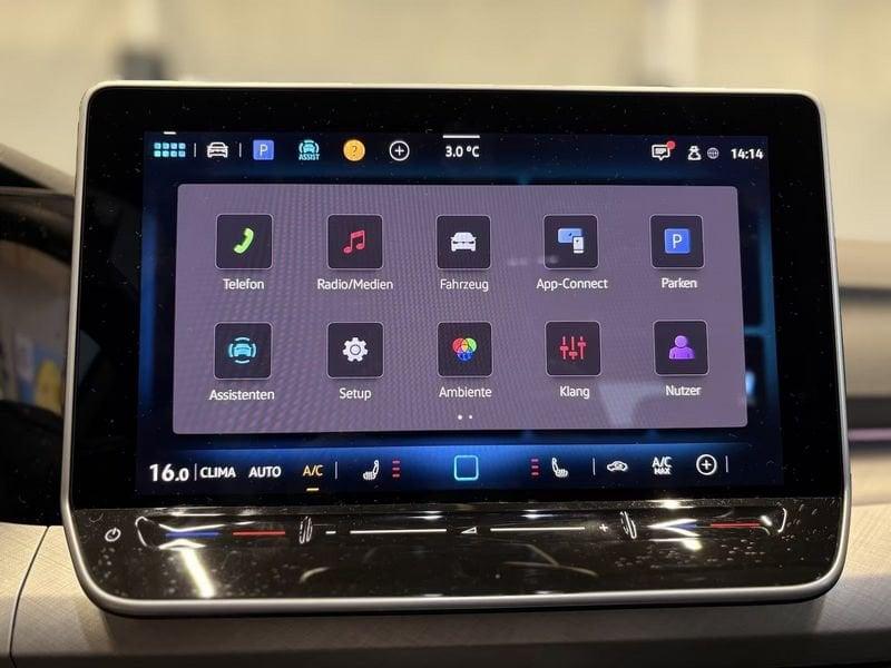 Volkswagen Golf Variant 1.5 eTSI ACT Life DSG Cockpit App Connect 16" Winter Pack
