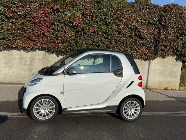 SMART ForTwo 1000 45 kW MHD coupé pure NEOPATENTATI