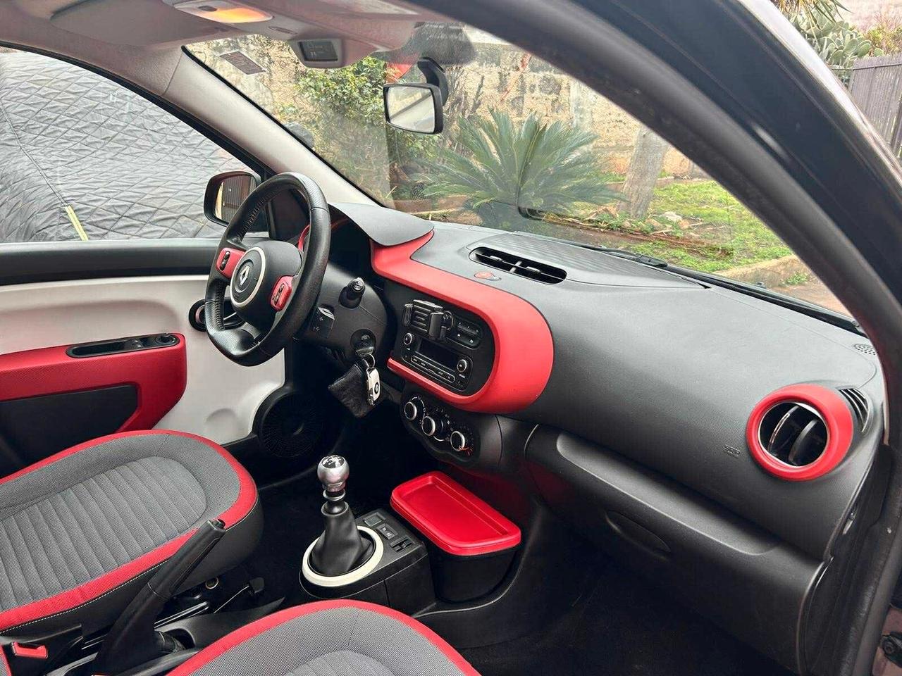 RENAULT TWINGO LIMITED 2017 FULL OPTIONAL