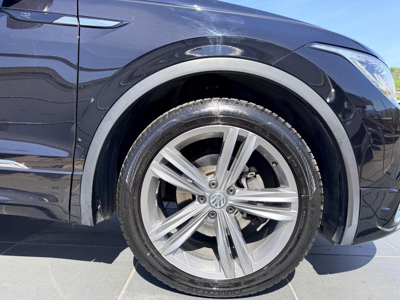 Volkswagen Tiguan 2.0 TDI 150 CV SCR DSG 4MOTION R-Line