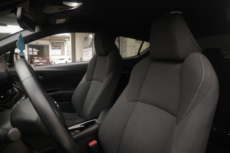 Toyota C-HR Hybrid Toyota C-HR Hybrid 1.8H 98cv E-CVT Active ANNO 2019