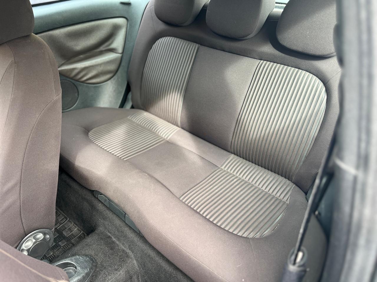 Lancia ypsilon 1.4 benzina/Gpl – 77CV 57 ke Anno 2010