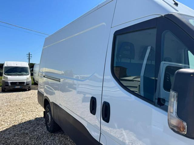 IVECO Daily 35S12V 2.3 HPT PM-SL-TM Furgone