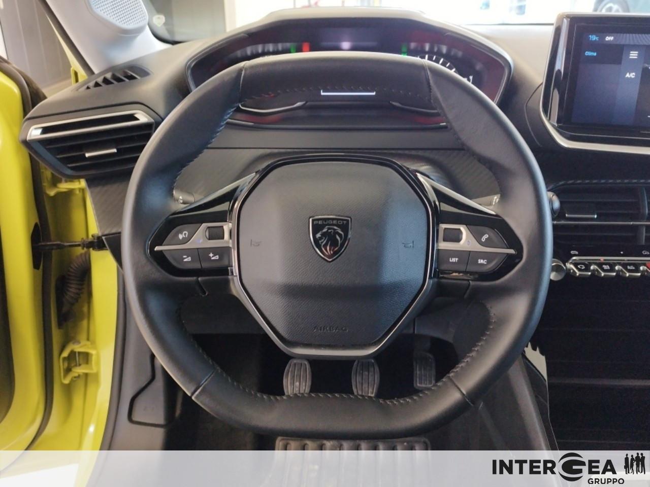 PEUGEOT 208 1.2 puretech Active s&s 100cv