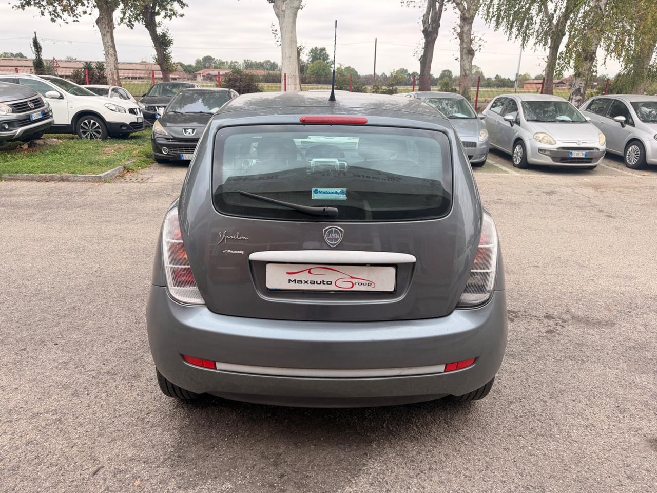 Lancia Ypsilon 1.2 Versus